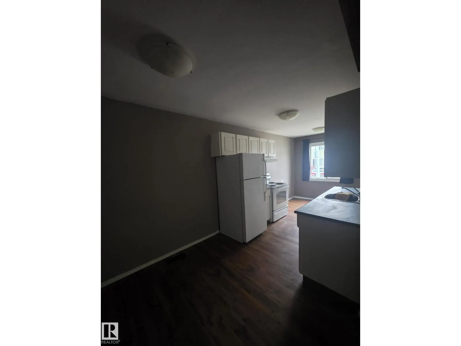 132 PRIMROSE GARDENS GD NW