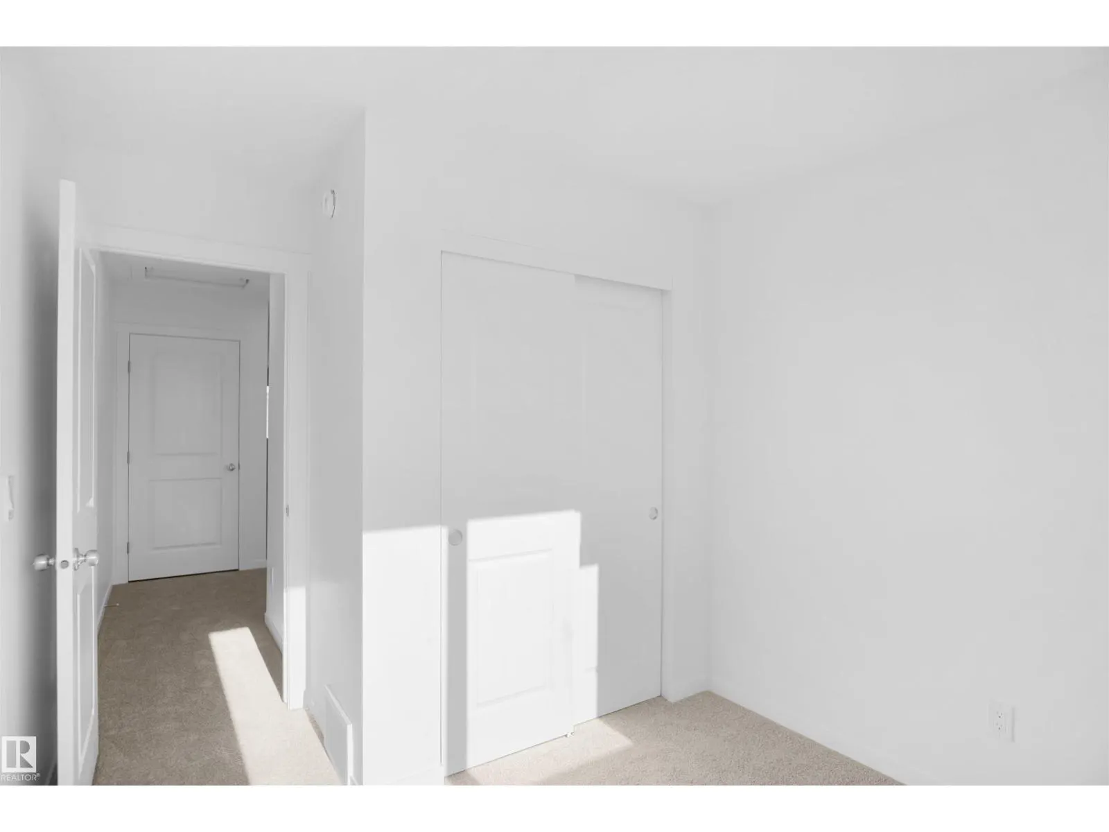 2107 210 ST NW
