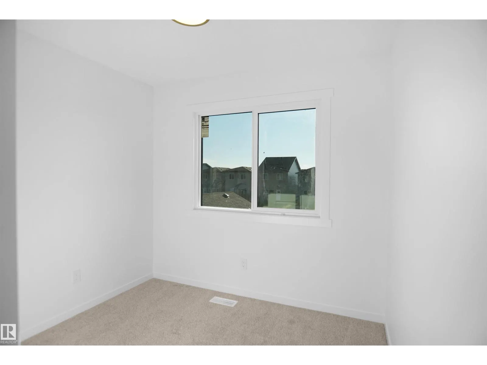 2107 210 ST NW