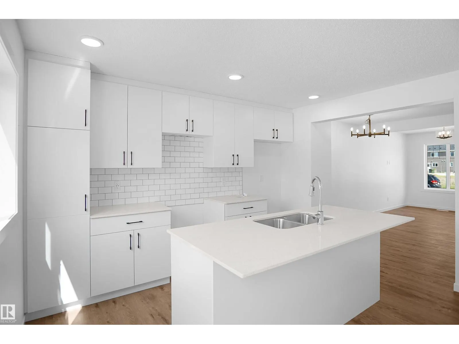 2115 210 ST NW