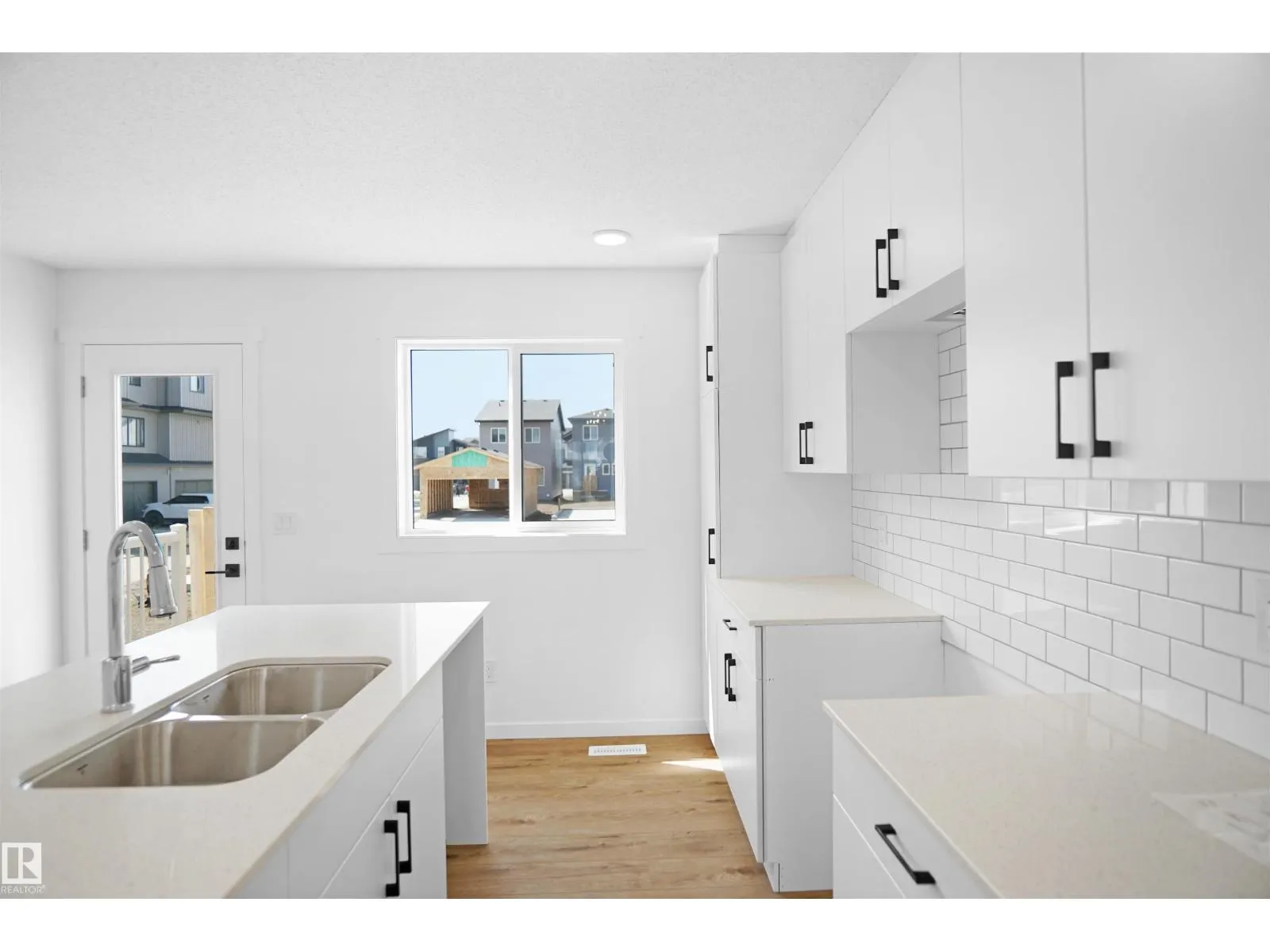 2115 210 ST NW