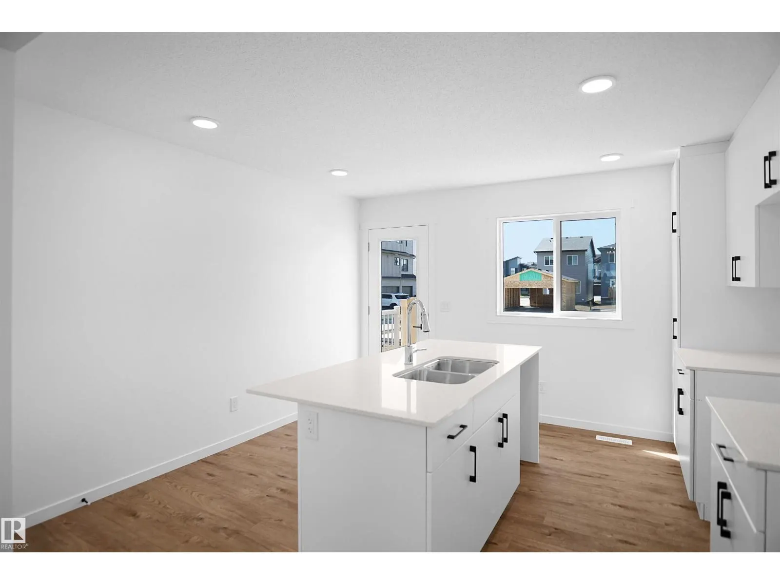 2115 210 ST NW