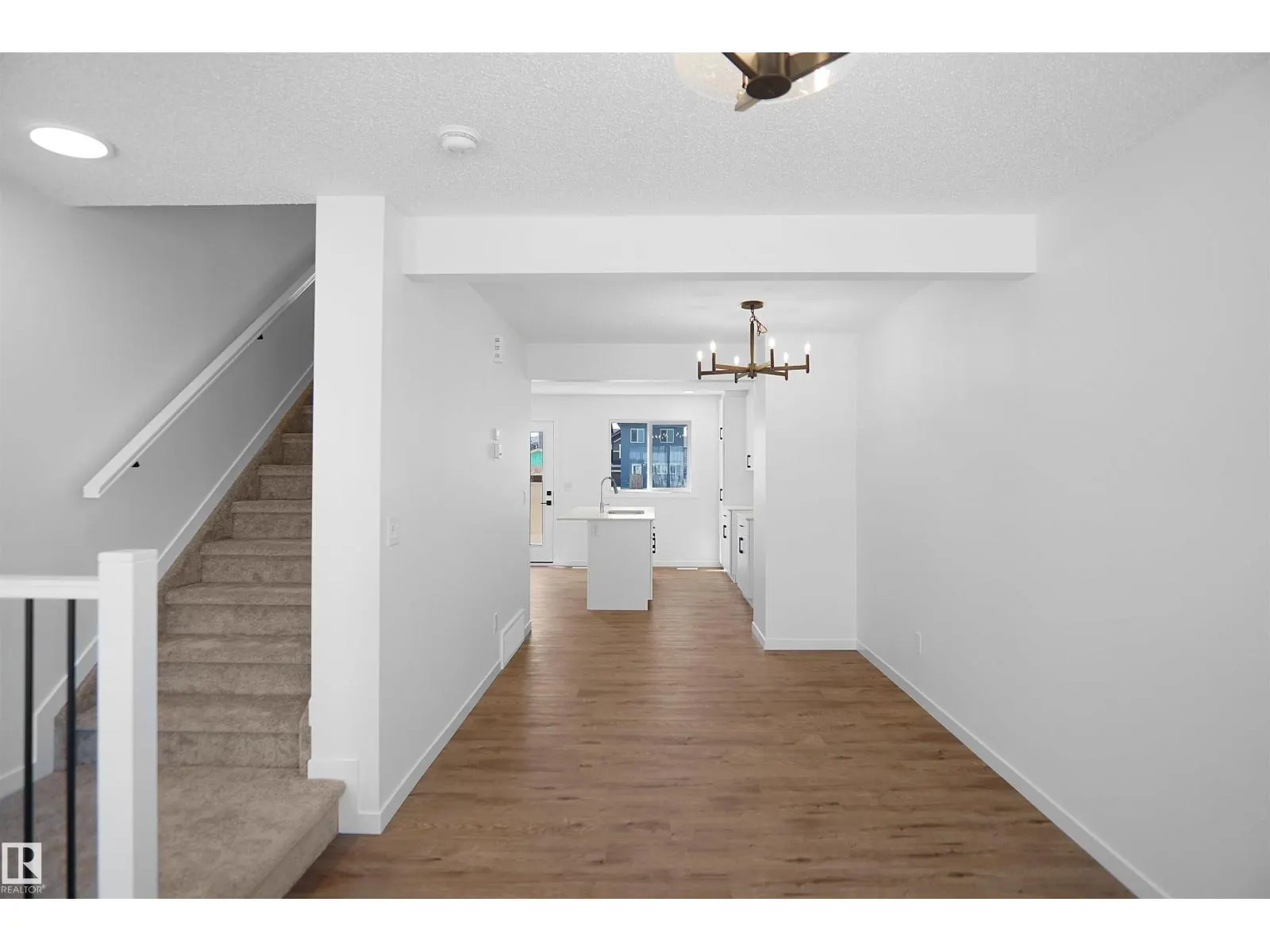 2115 210 ST NW