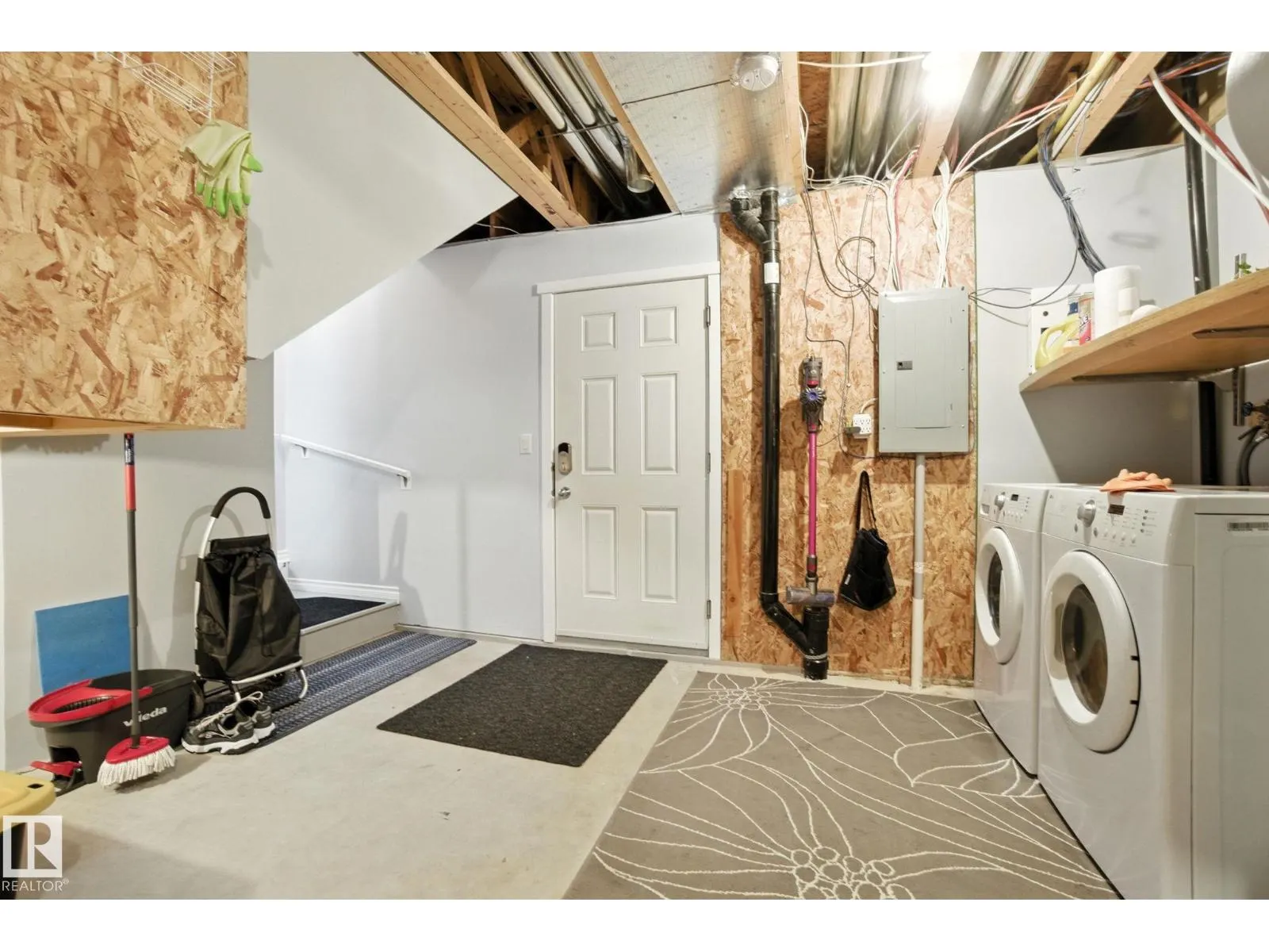 4936 Terwillegar CM NW