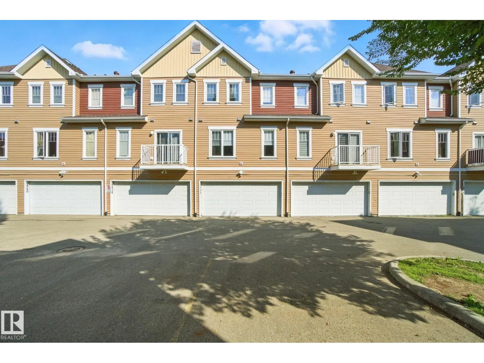 4936 Terwillegar CM NW