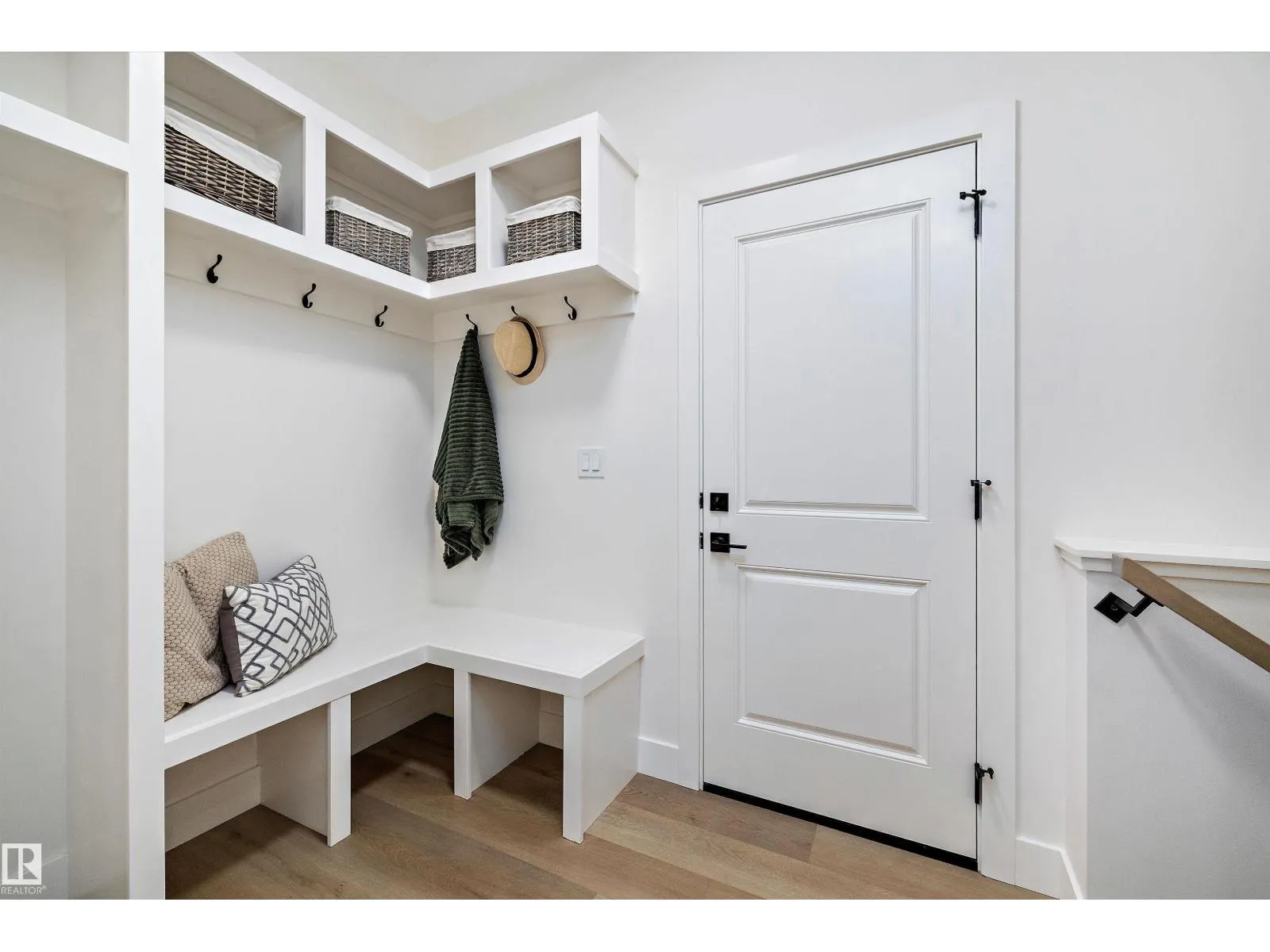 14711 88 AV NW