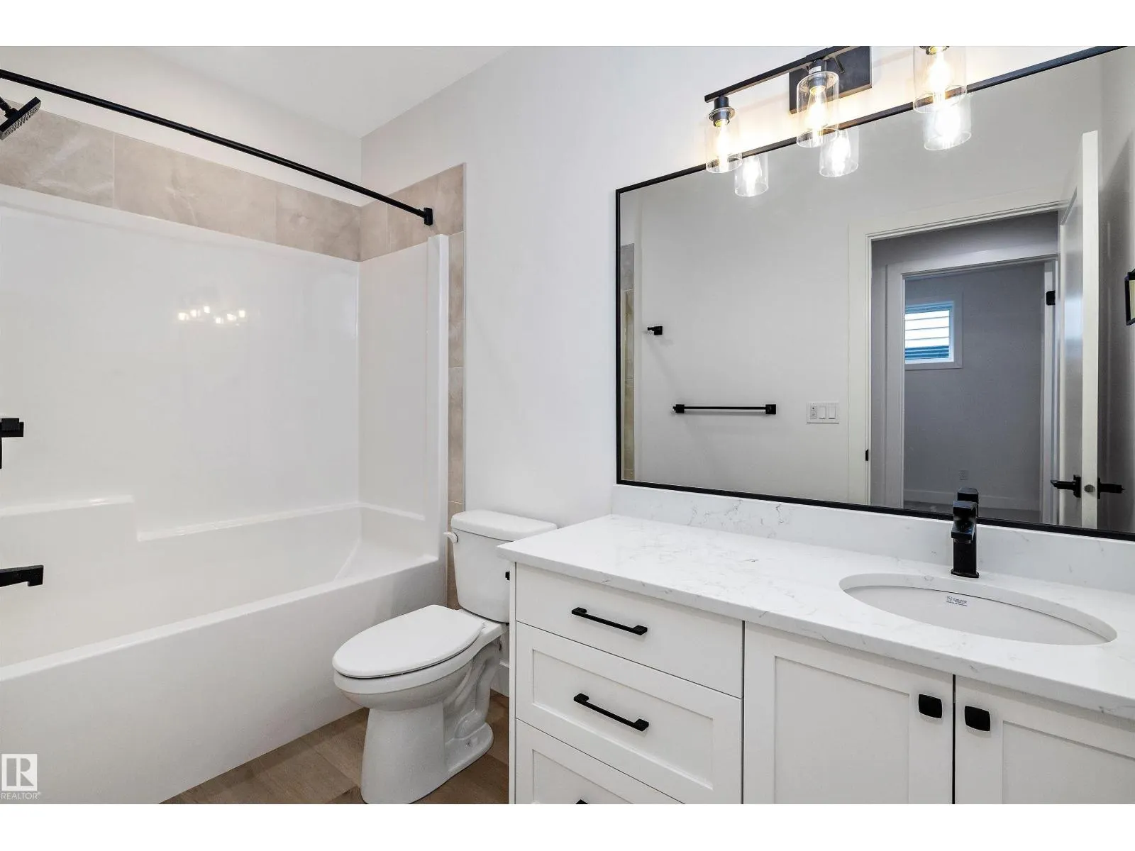 14711 88 AV NW