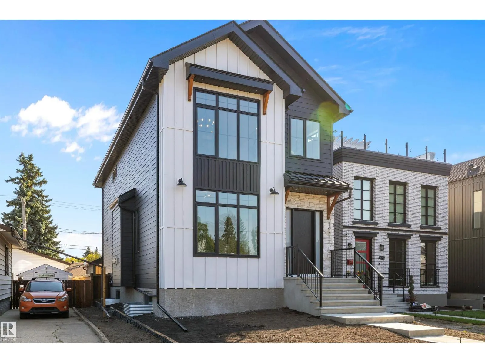 14711 88 AV NW