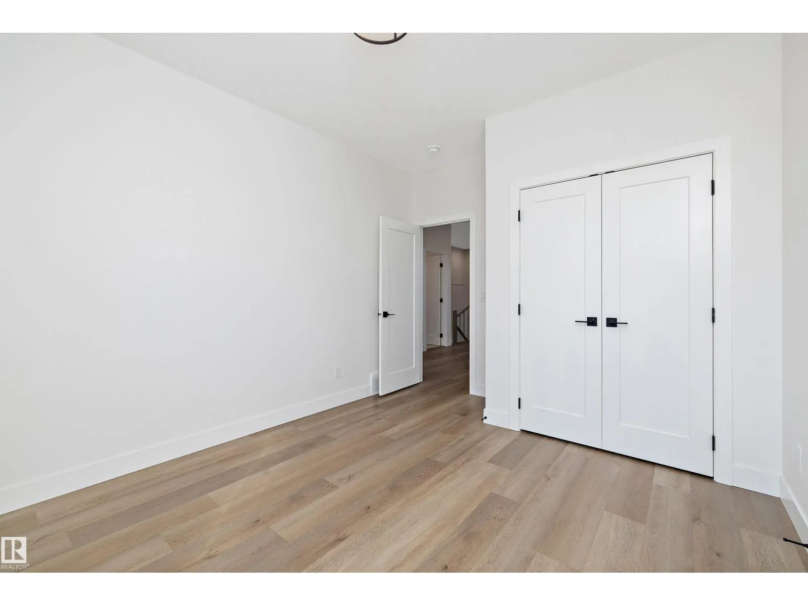 14711 88 AV NW