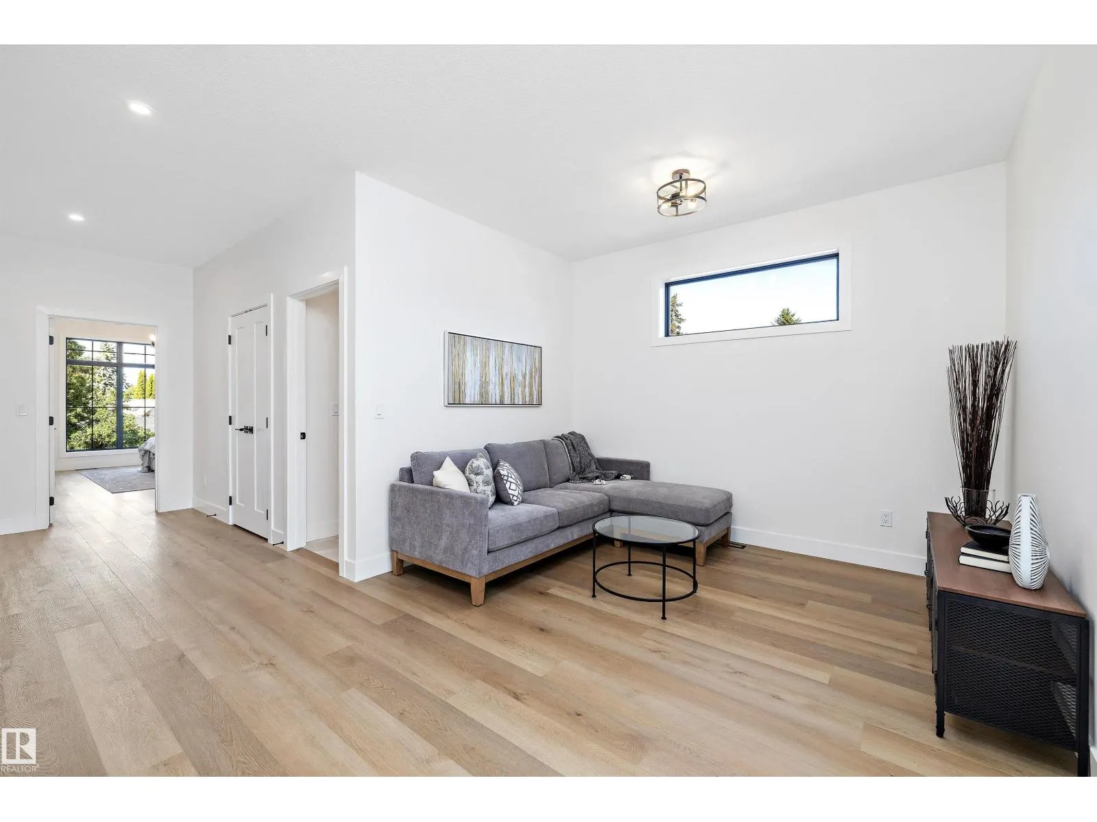 14711 88 AV NW