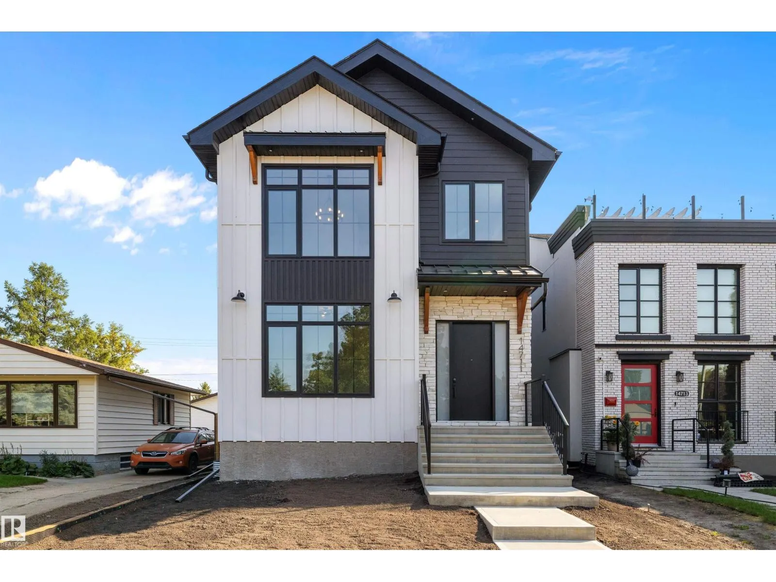 14711 88 AV NW