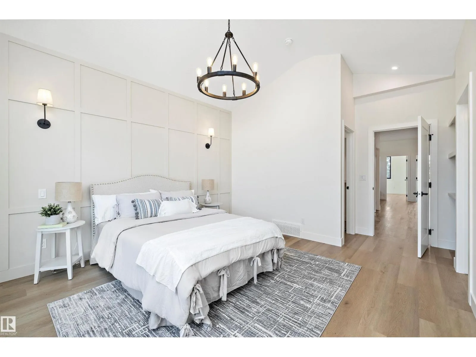 14711 88 AV NW