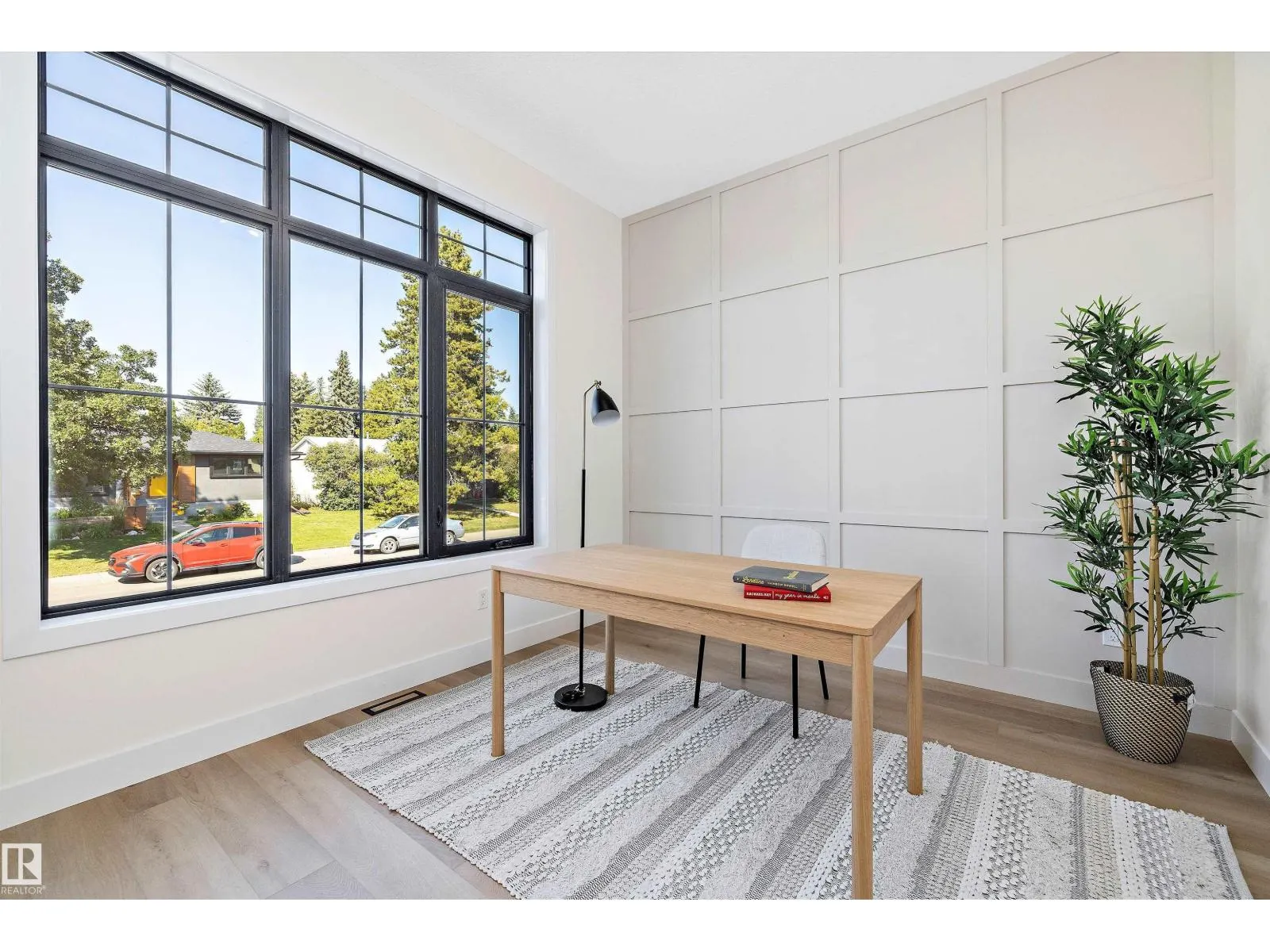 14711 88 AV NW