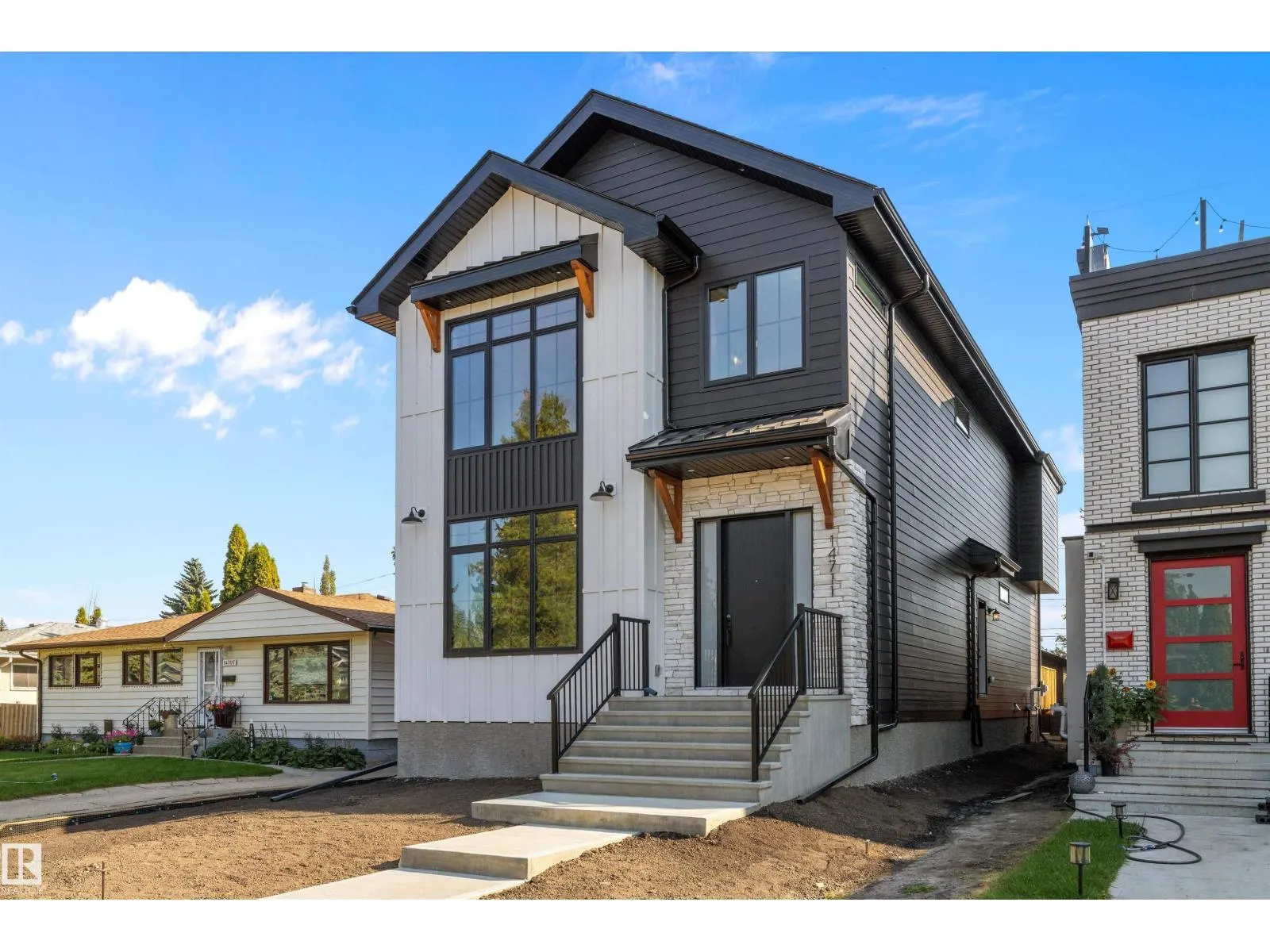 14711 88 AV NW