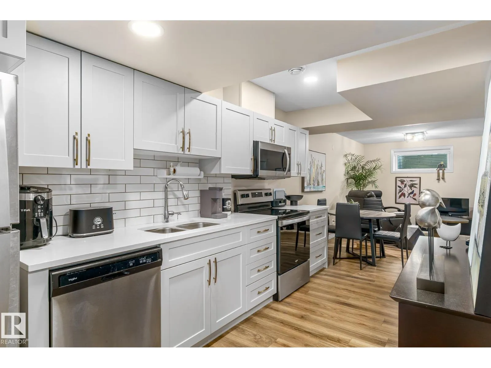 2140 51 ST SW