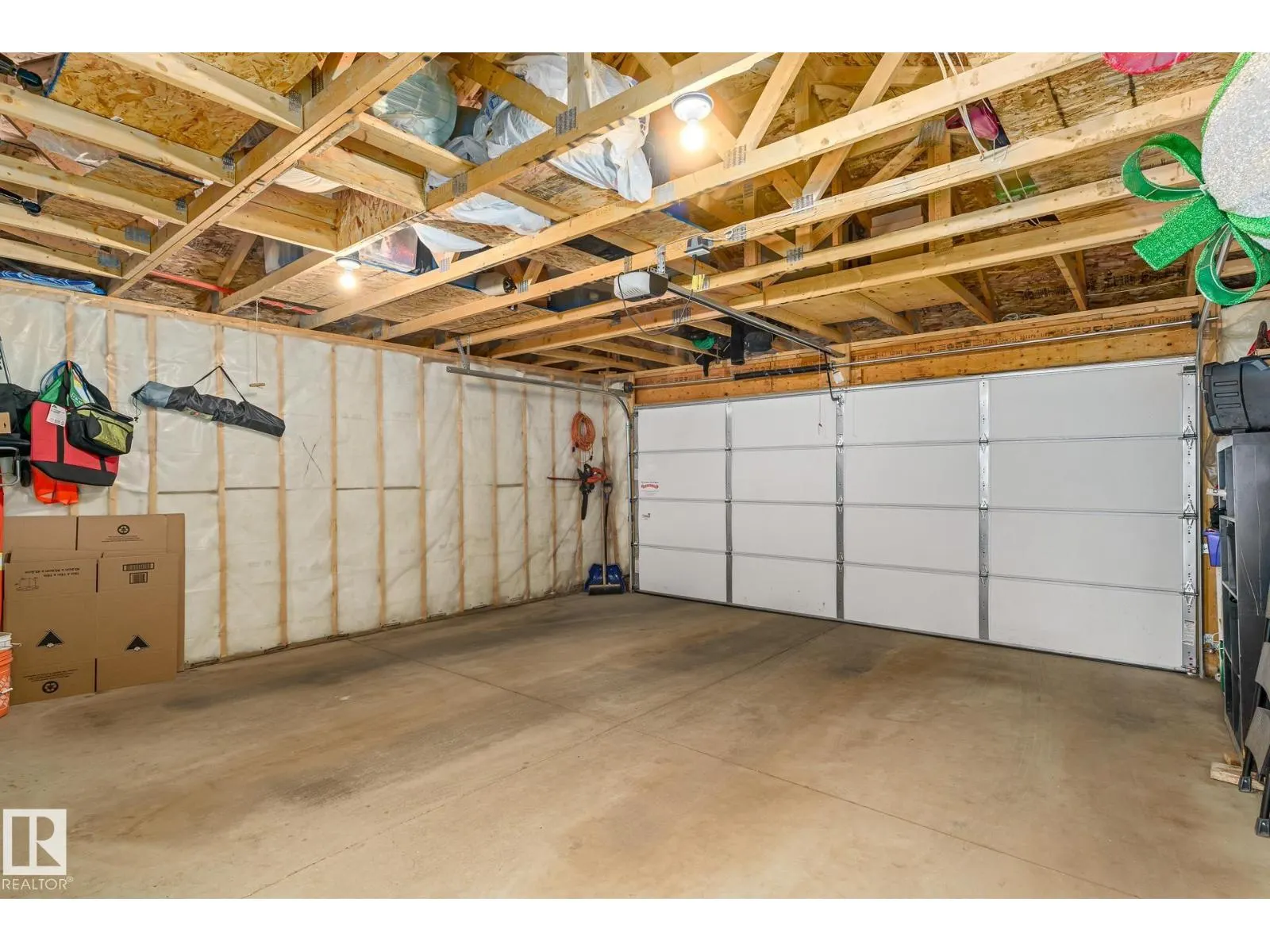 2140 51 ST SW