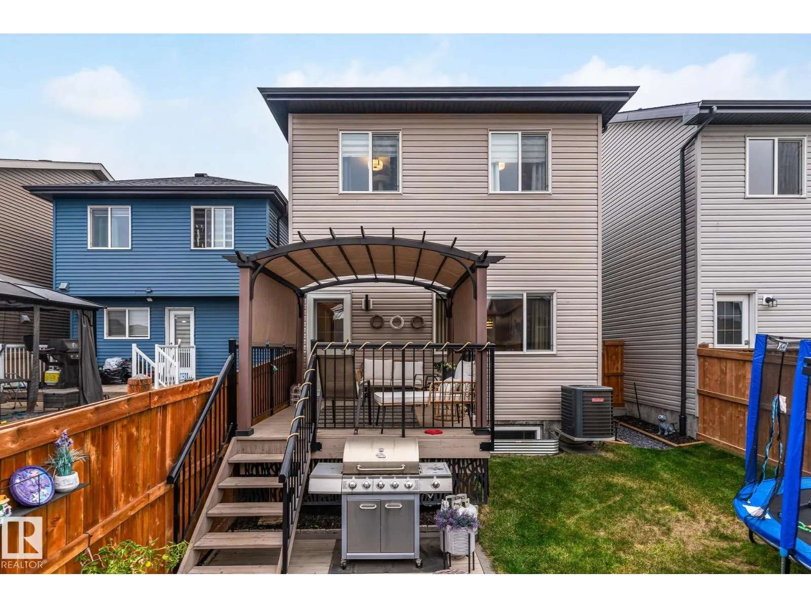 2140 51 ST SW