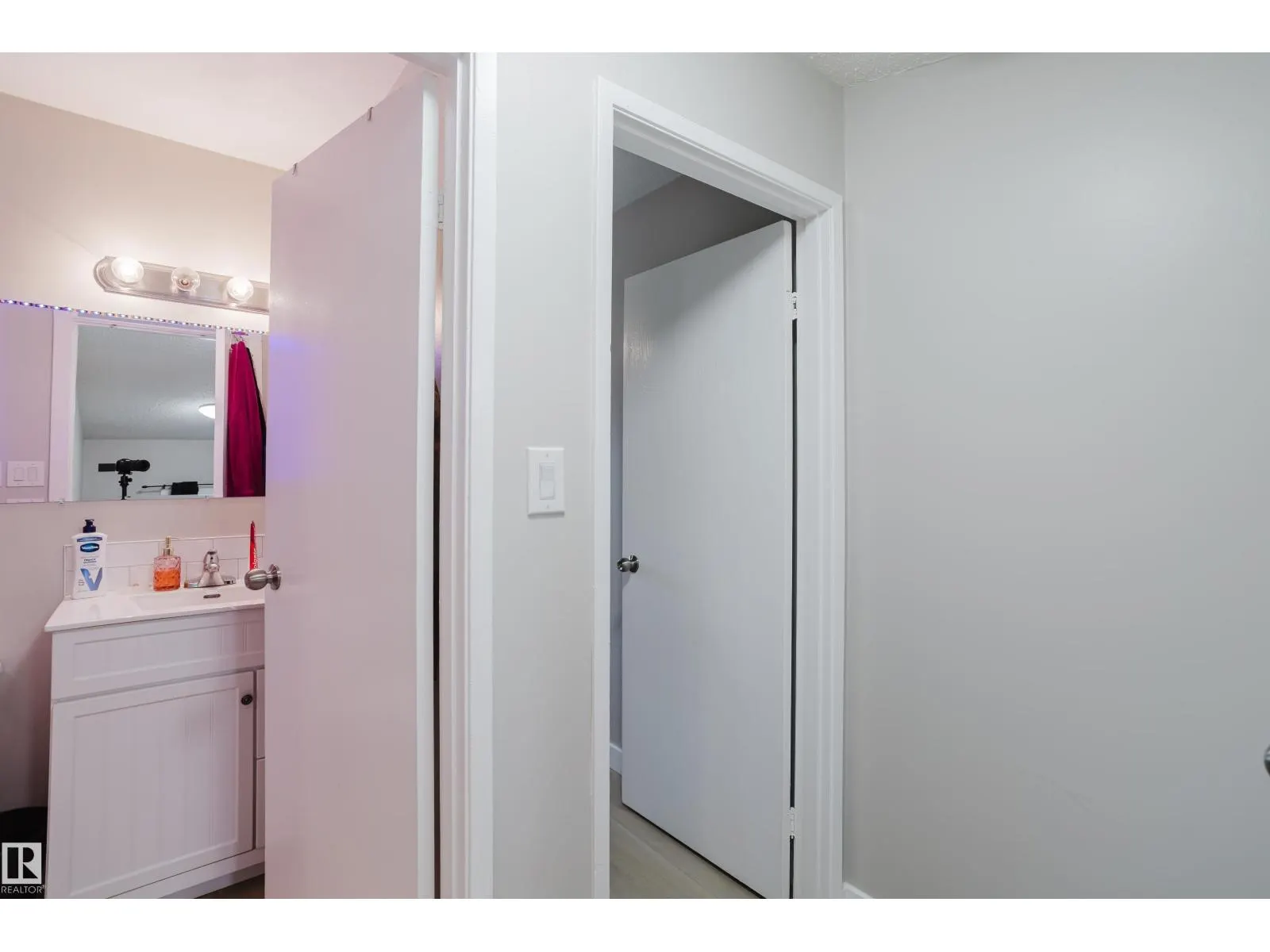 149-153 MILLBOURNE RD E NW