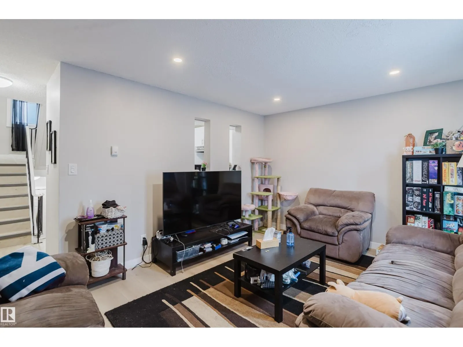 149-153 MILLBOURNE RD E NW