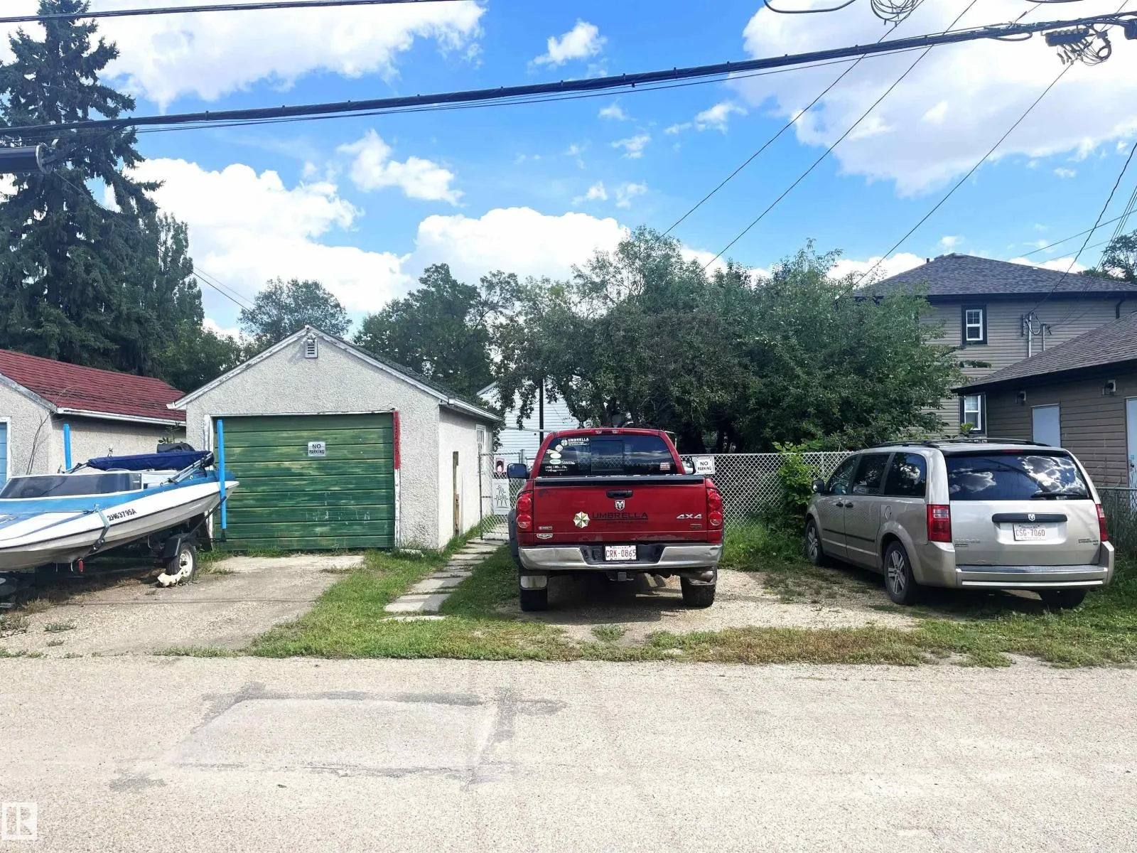 11206 104 ST NW