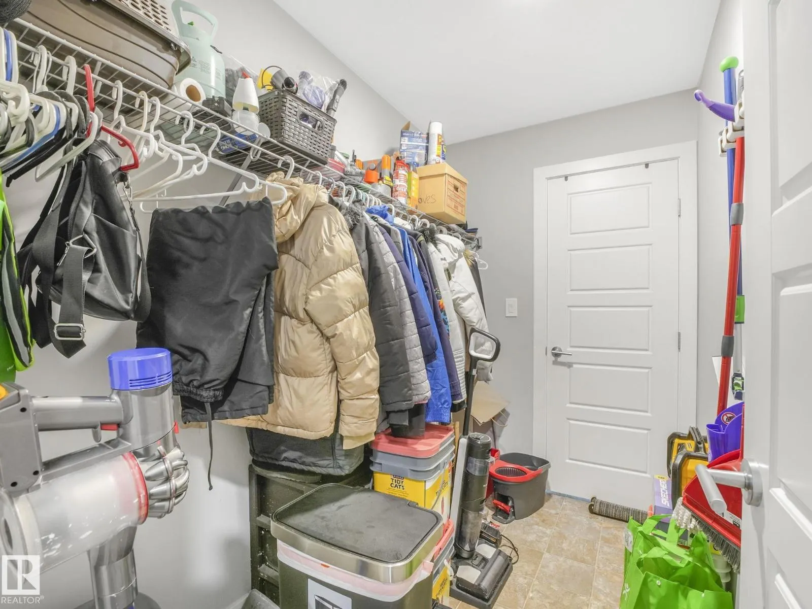 4503 126 AV NW