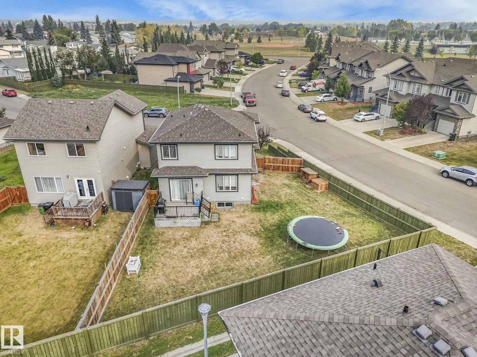 4503 126 AV NW