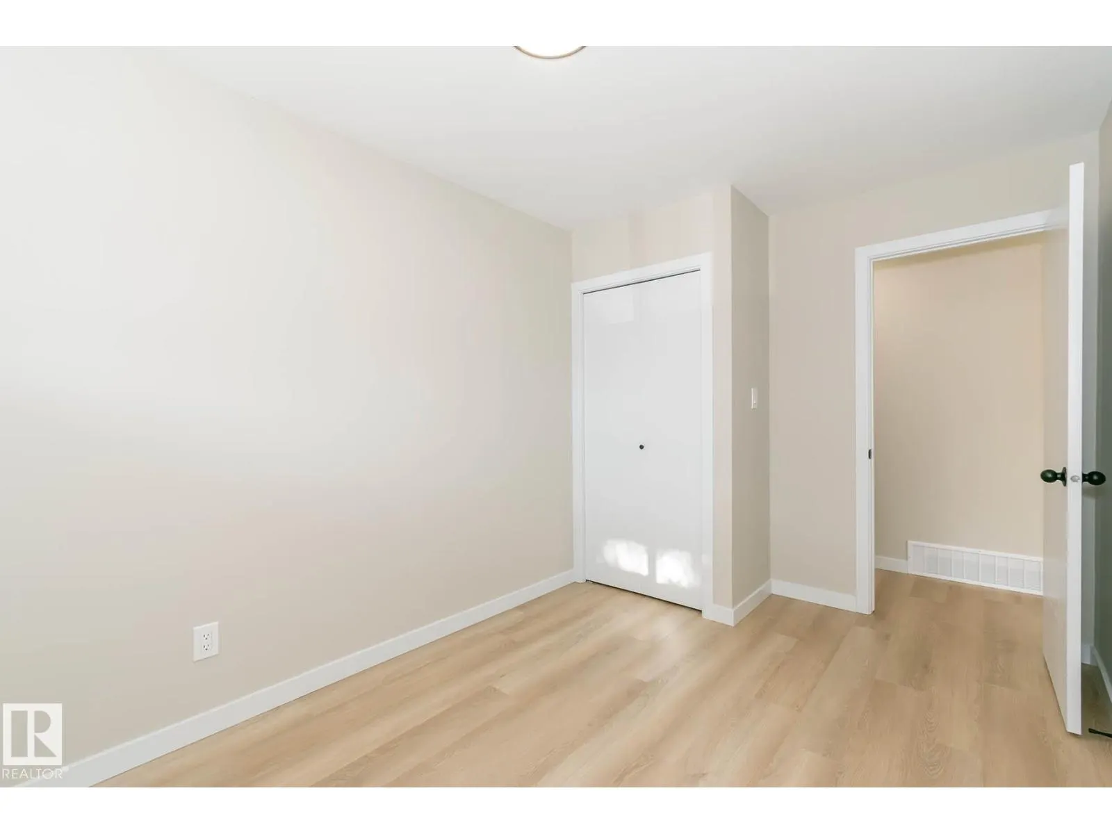 7923 159 ST NW