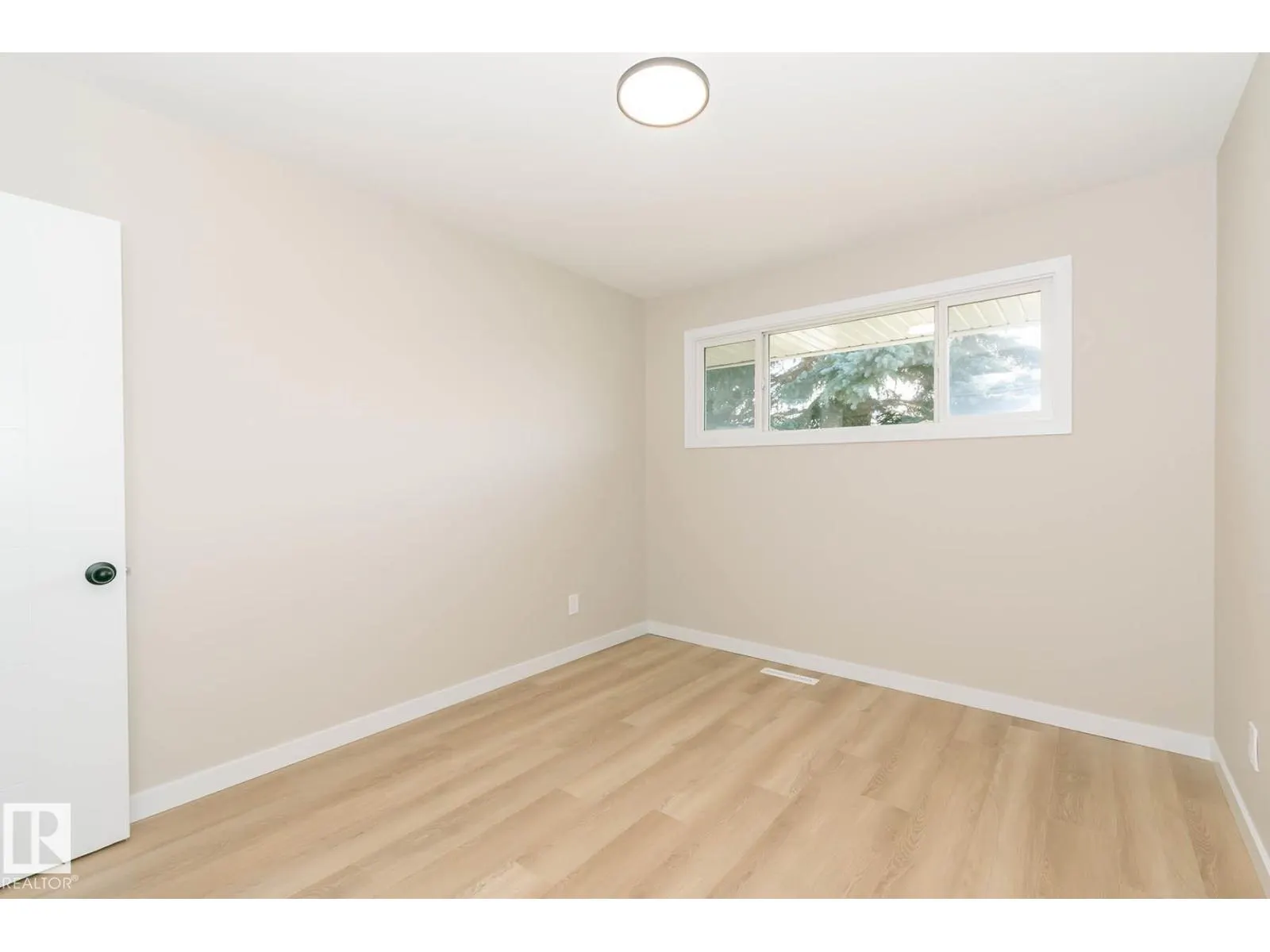 7923 159 ST NW
