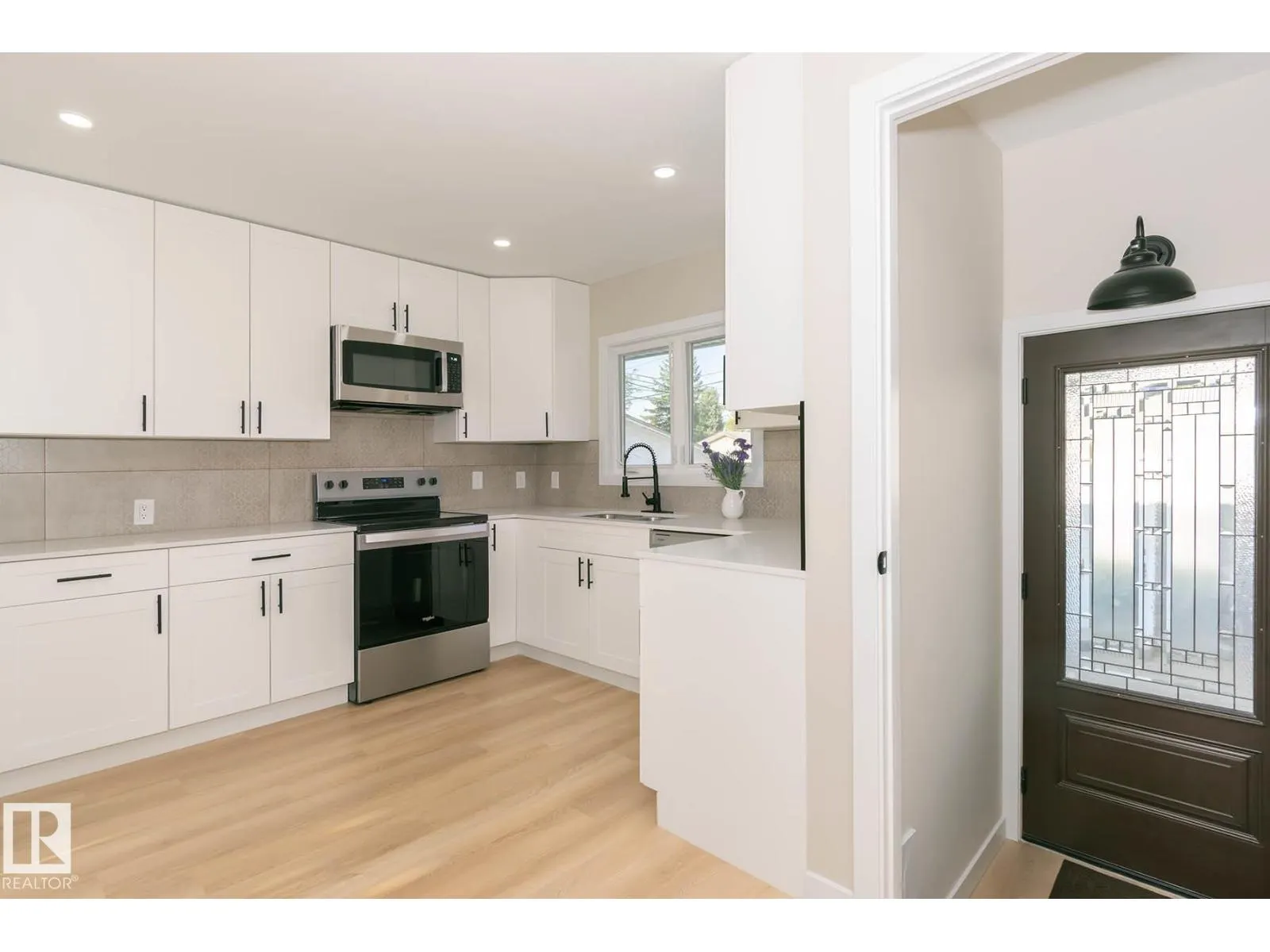 7923 159 ST NW