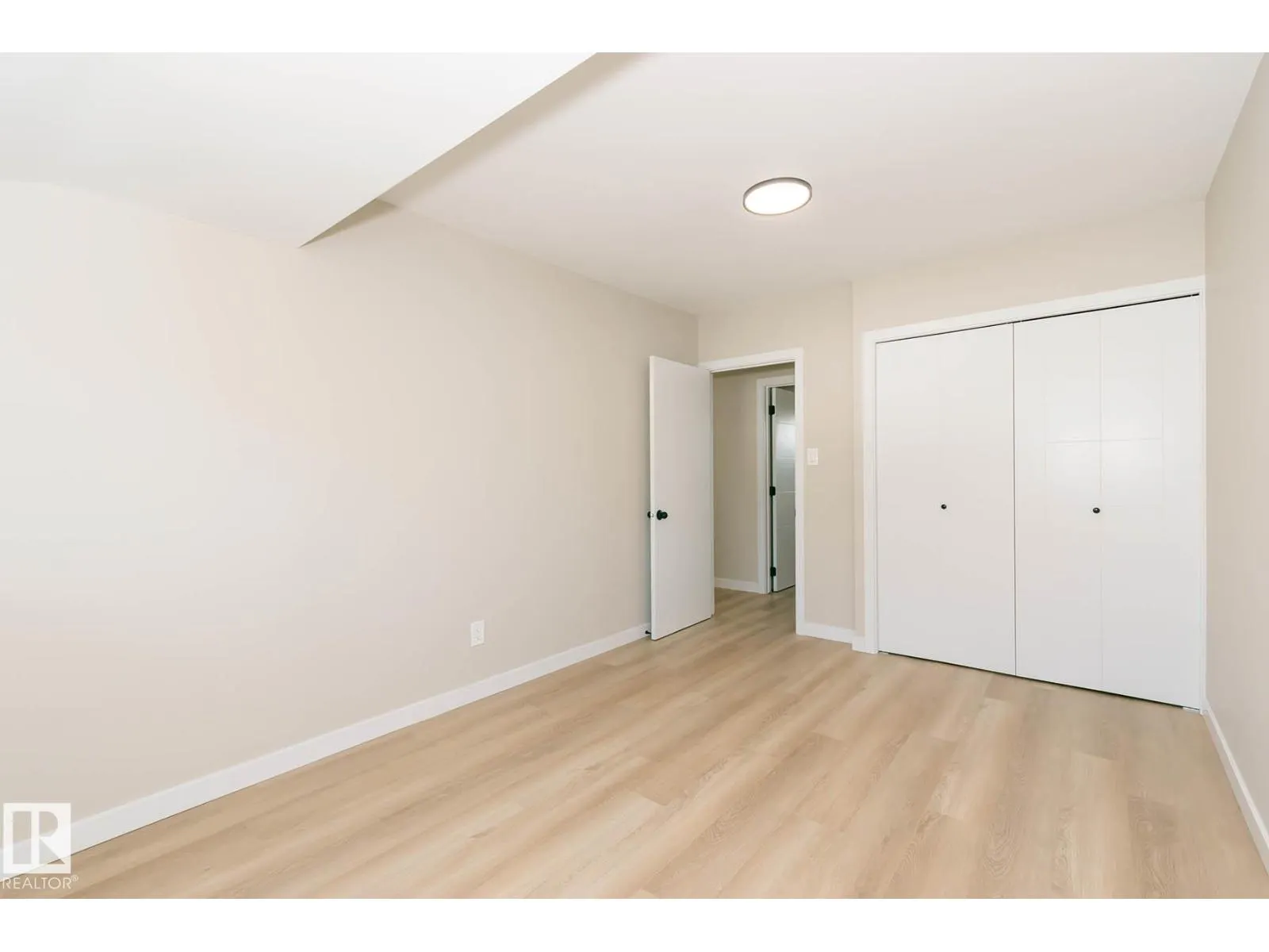 7923 159 ST NW