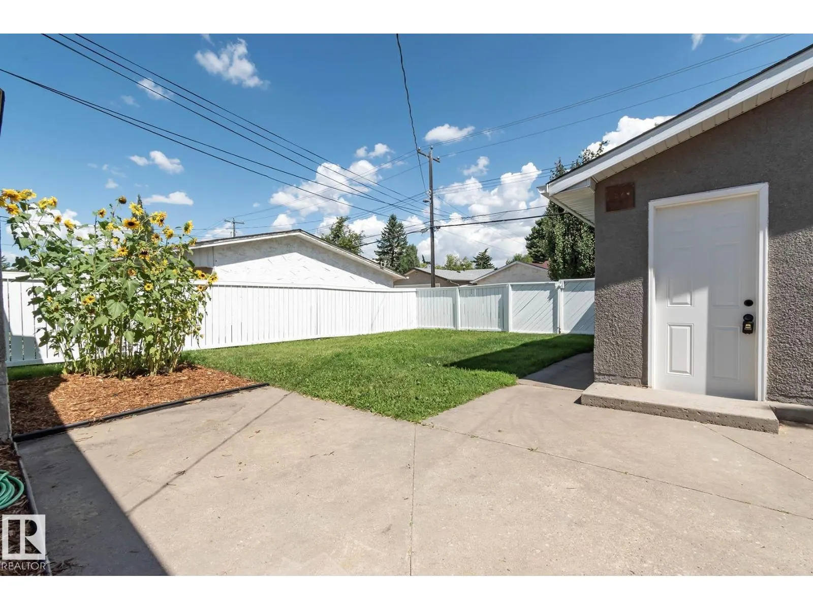 7923 159 ST NW