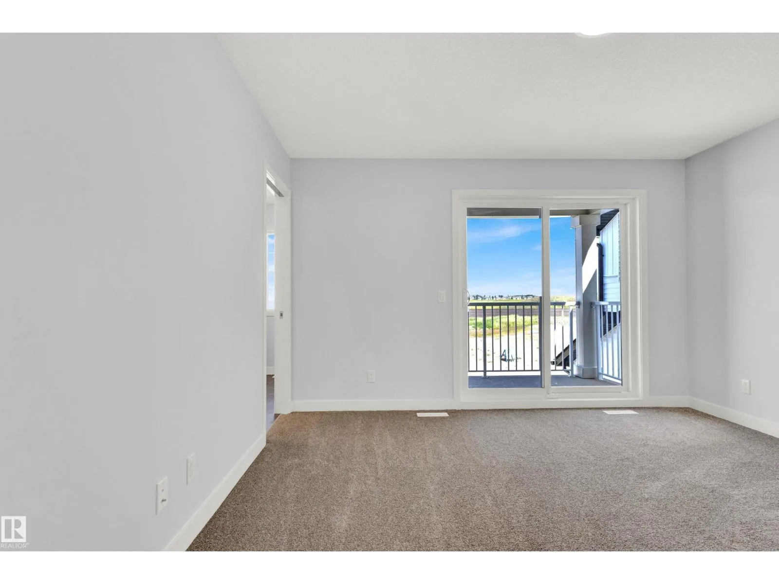 266 PATERSON LI SW