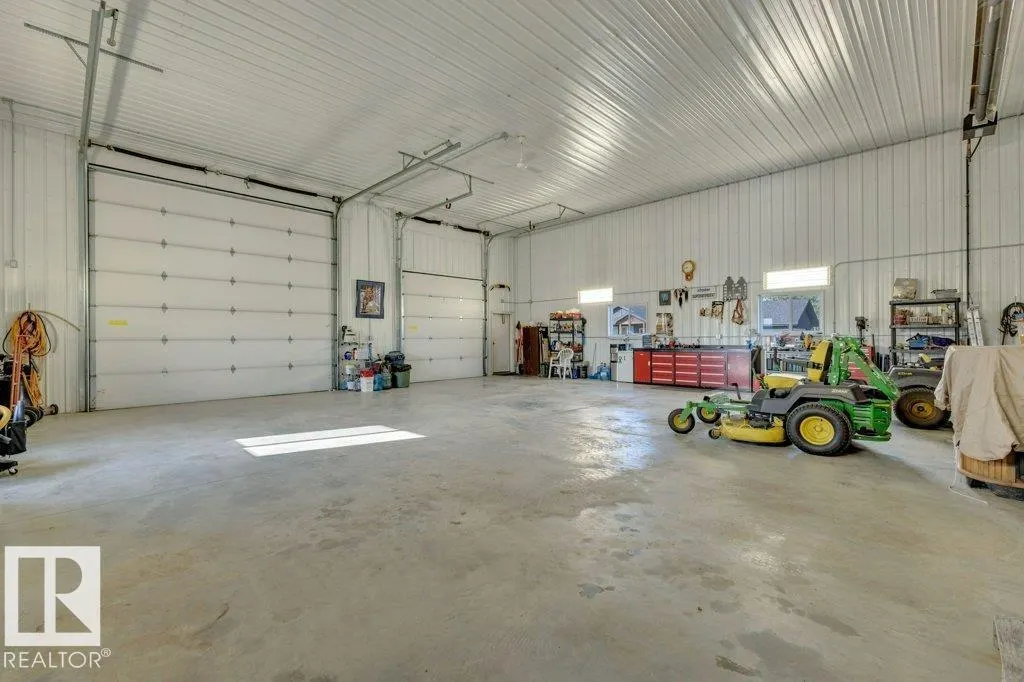32022 HWY 611