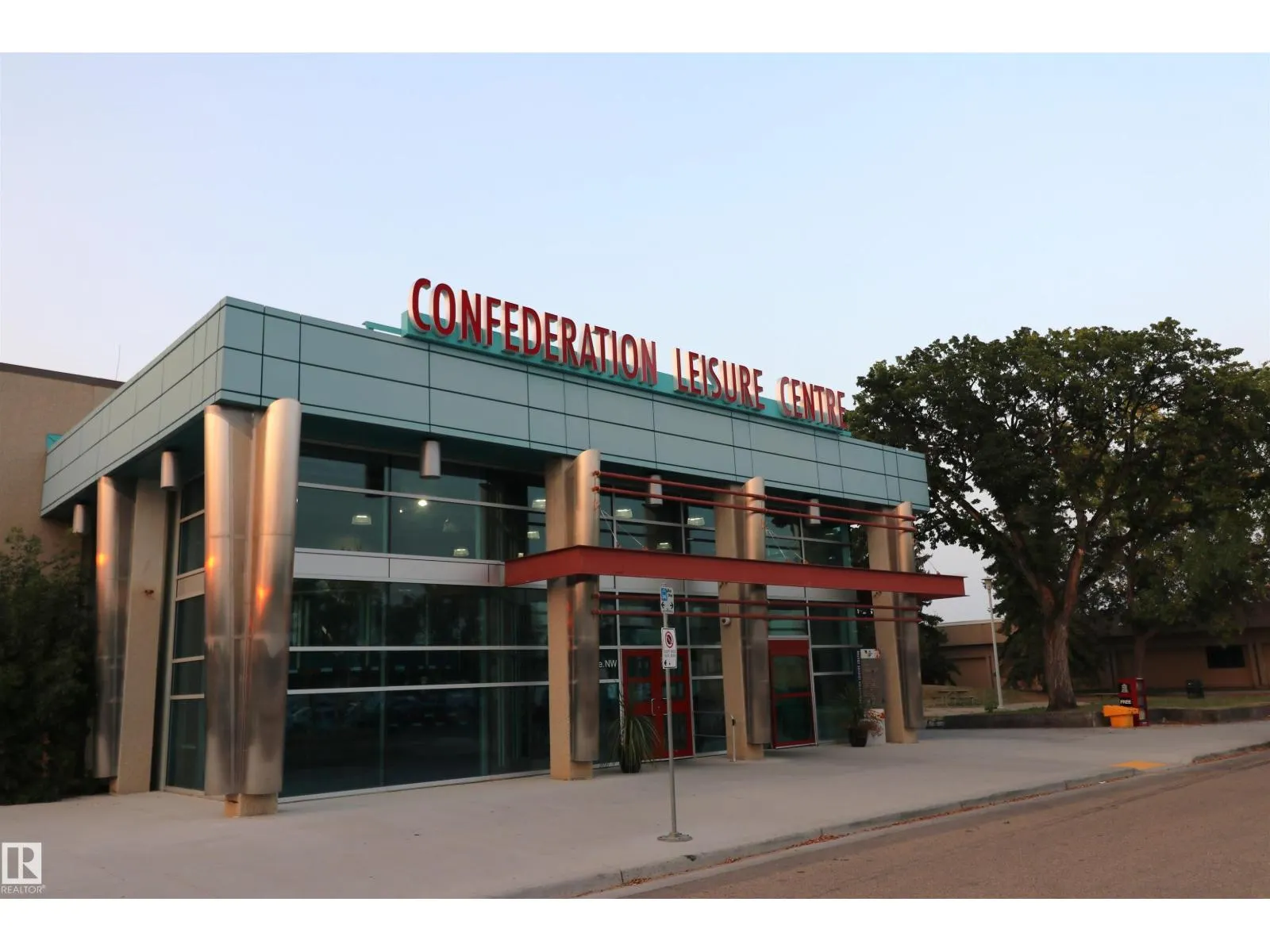 11716 42 AV NW