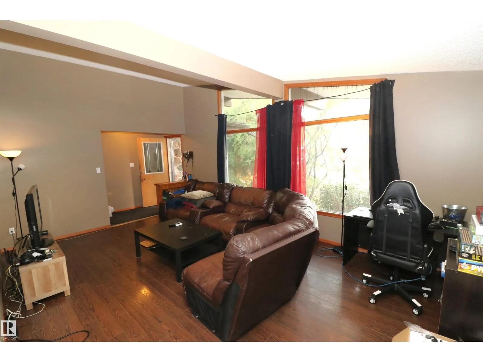 11716 42 AV NW