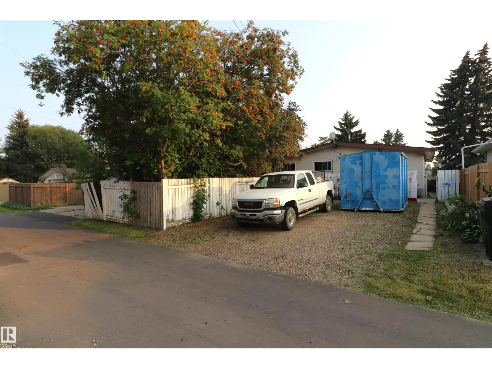 11716 42 AV NW