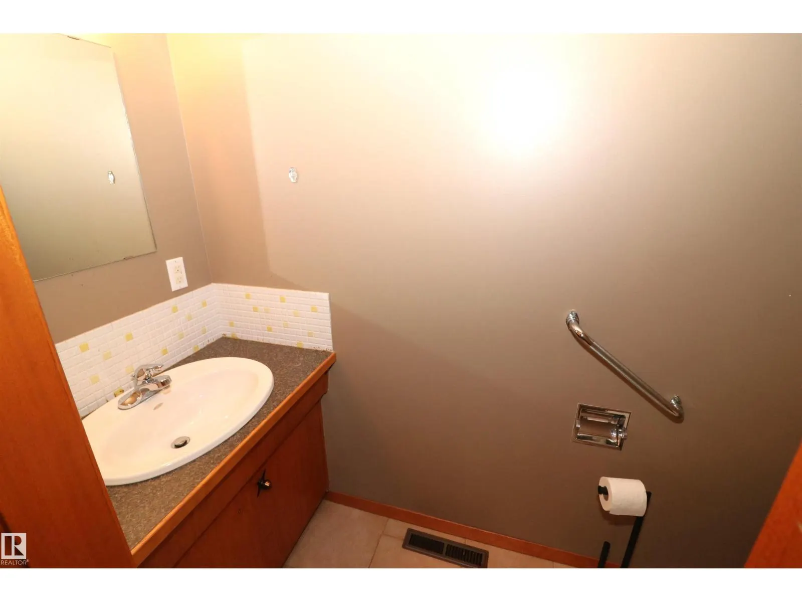 11716 42 AV NW