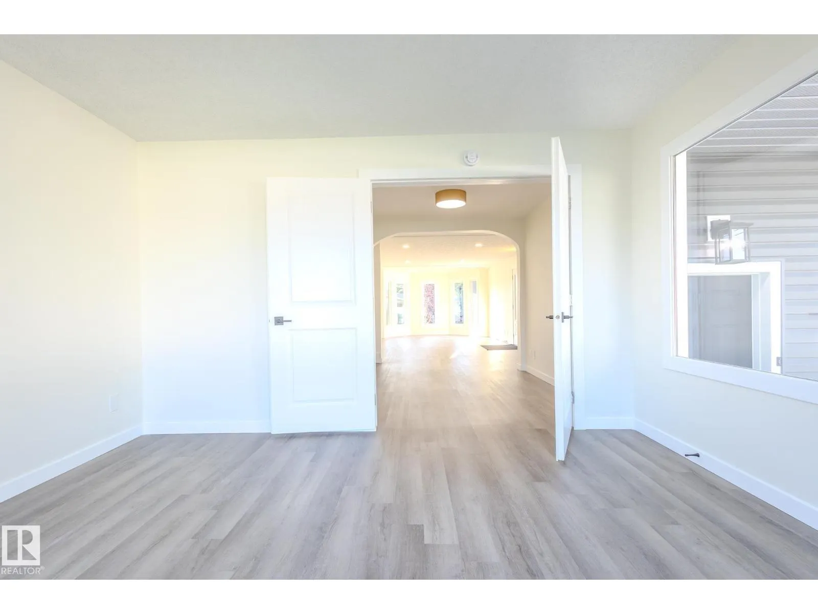 10524 134 AV NW