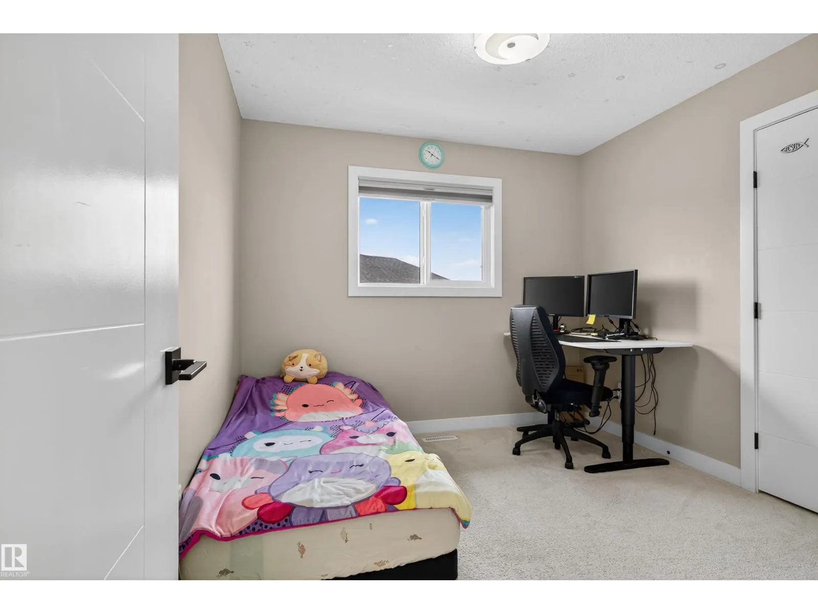 1215 24 AV NW NW