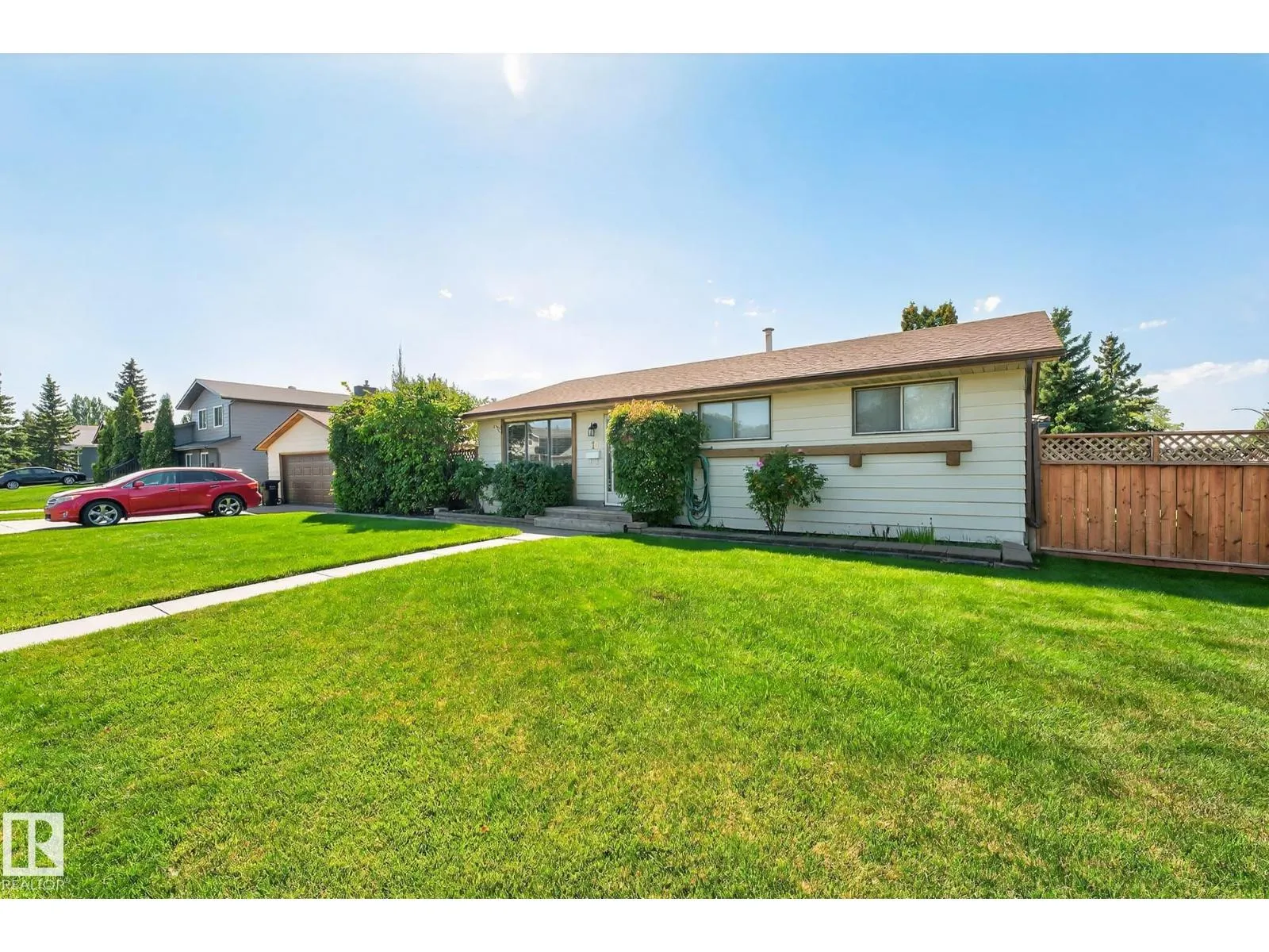 19 SOUTHPARK DR