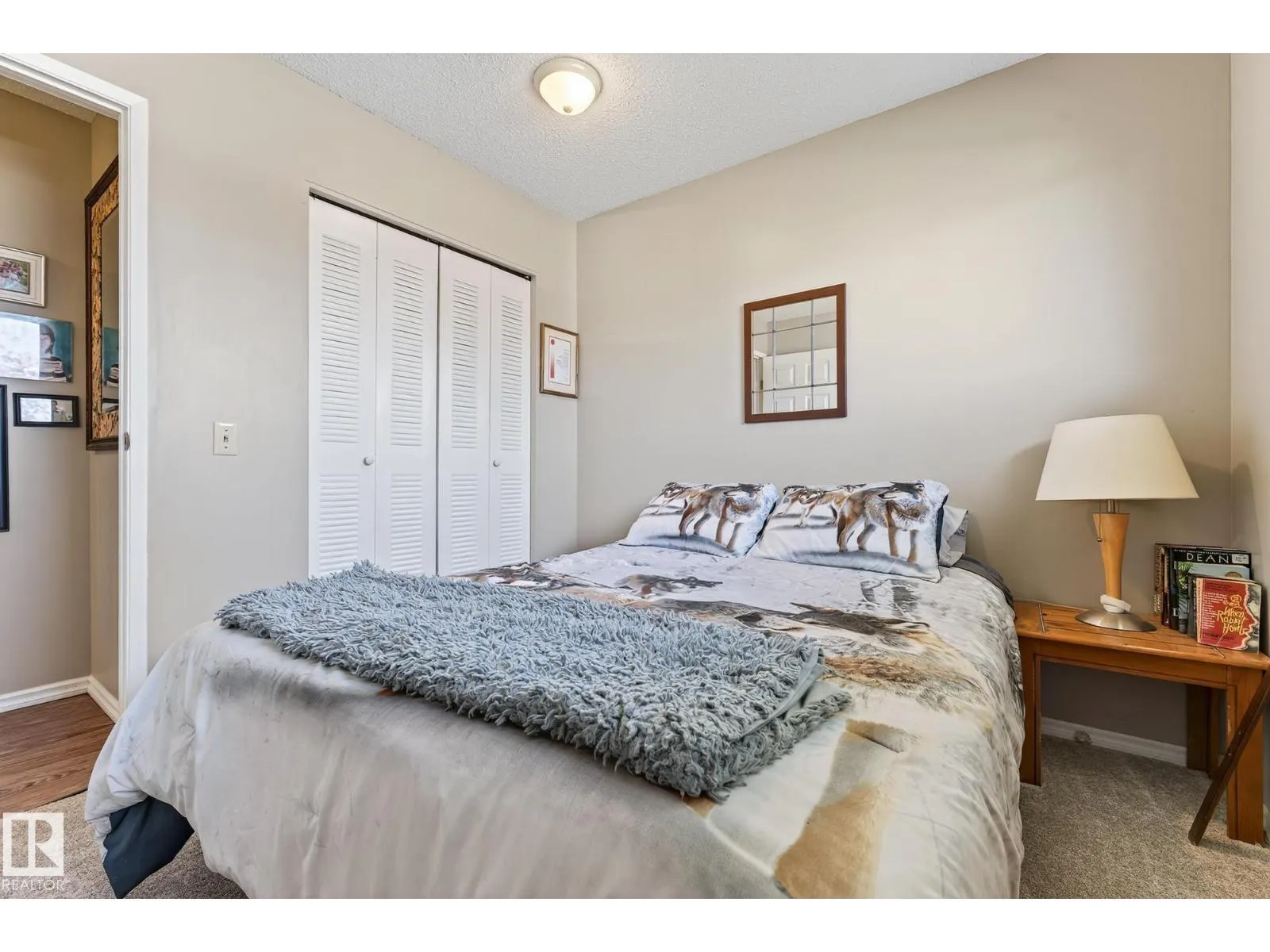 19 SOUTHPARK DR