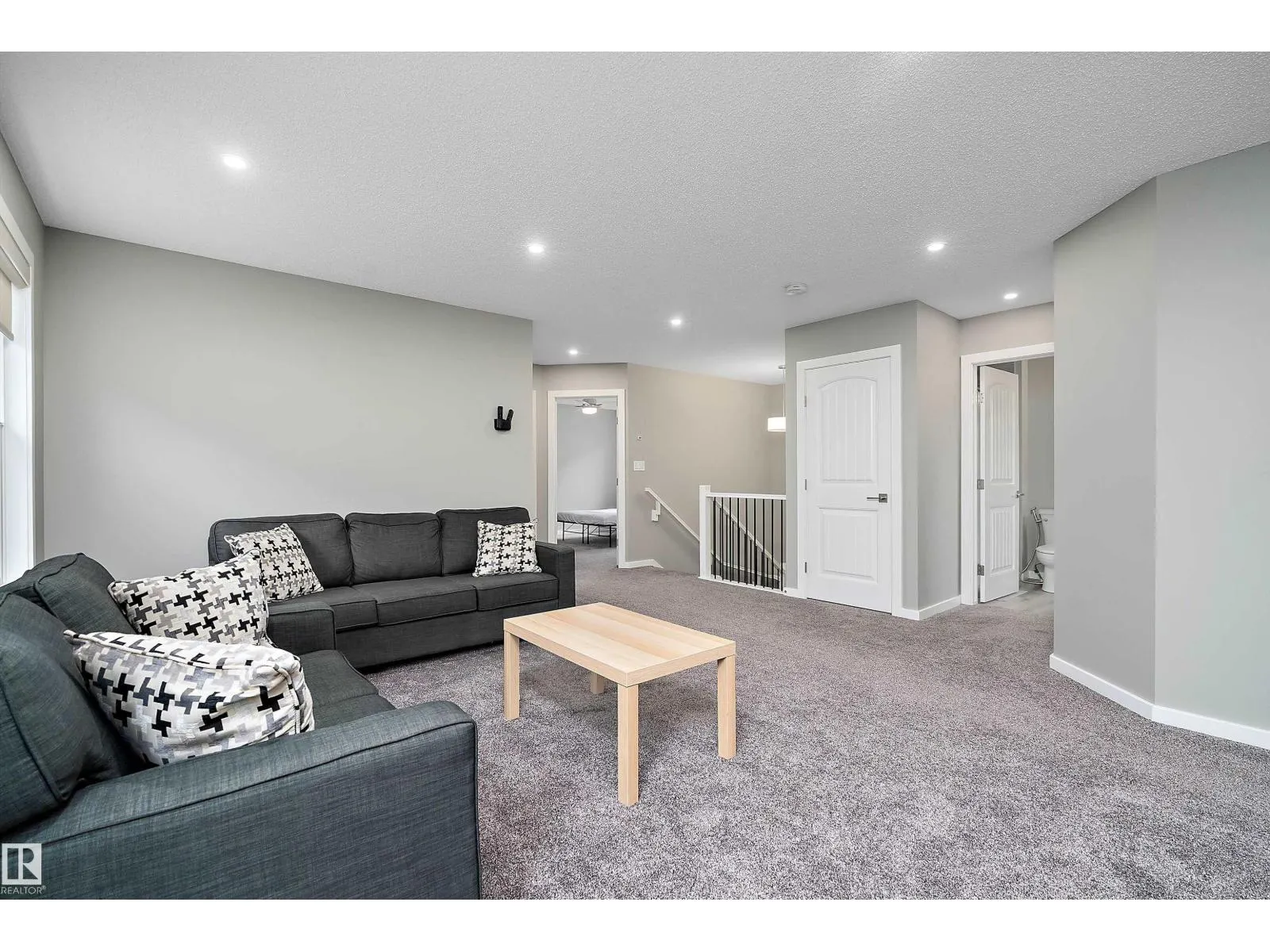 42 PROSPECT PL