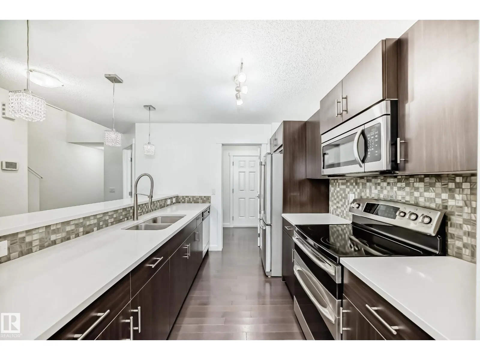 359 SIMMONDS WY