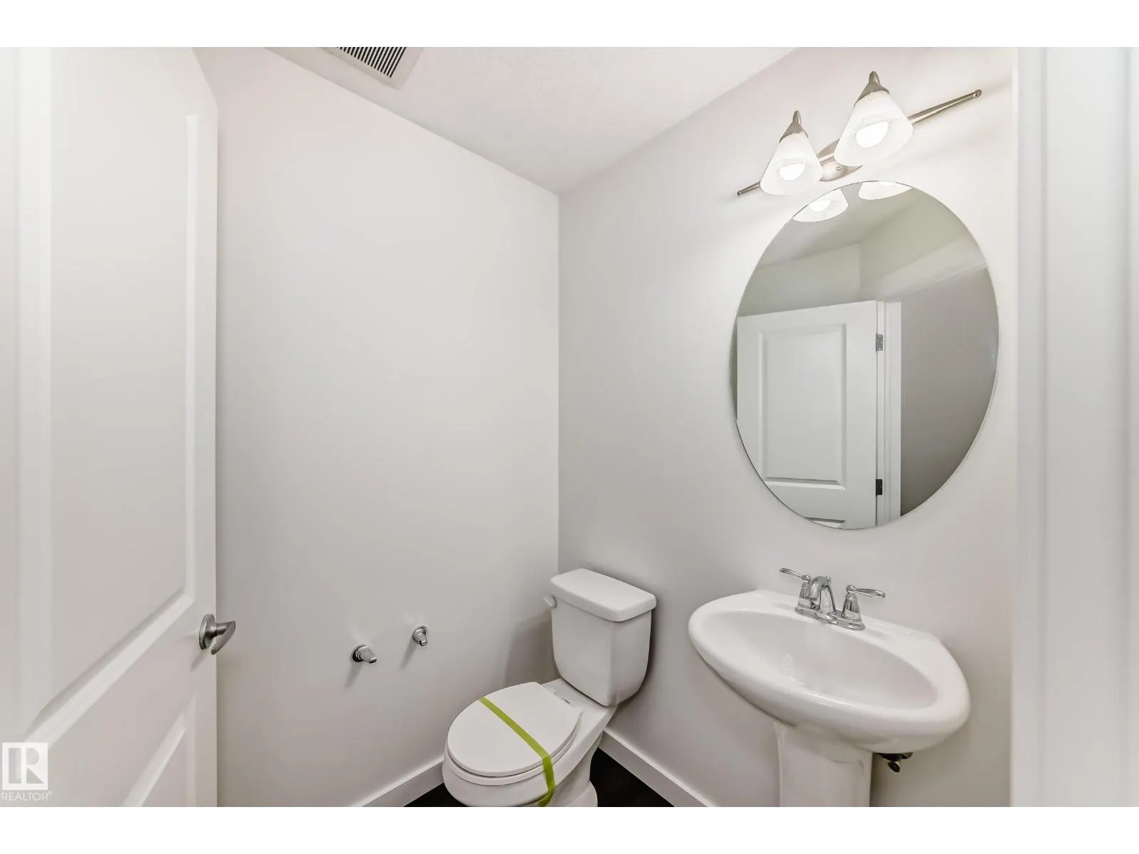 359 SIMMONDS WY