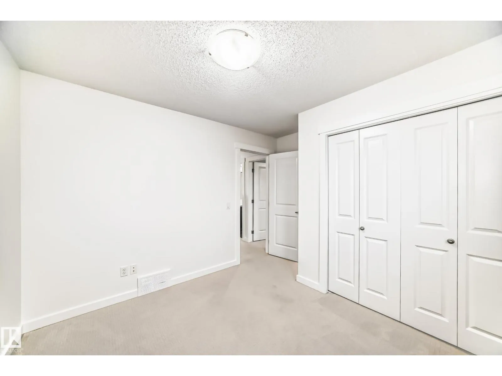 359 SIMMONDS WY