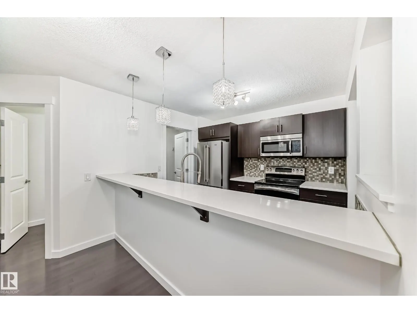 359 SIMMONDS WY