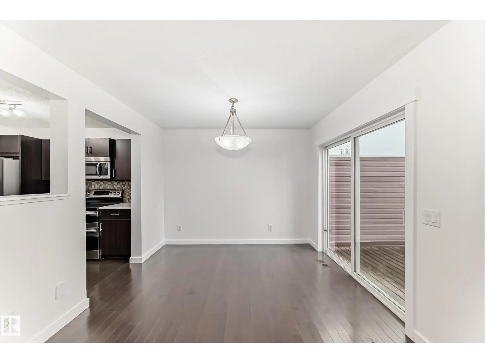 359 SIMMONDS WY