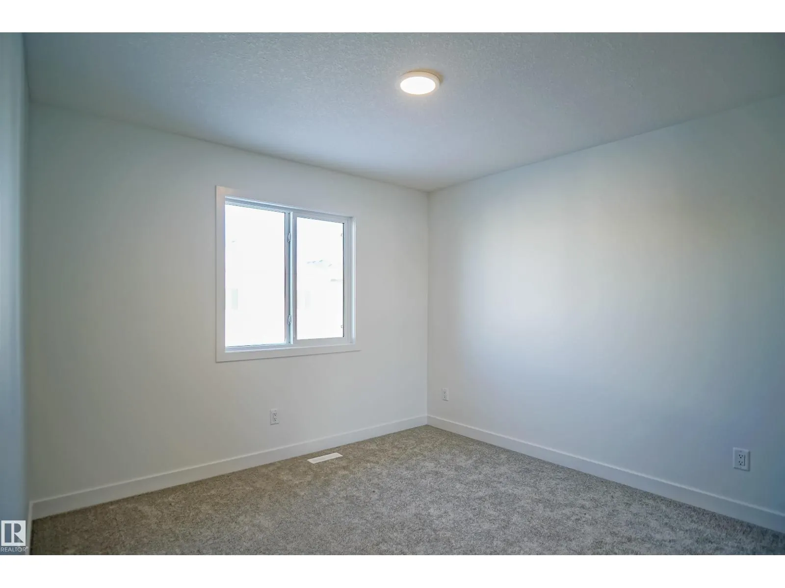 2128 210 ST NW
