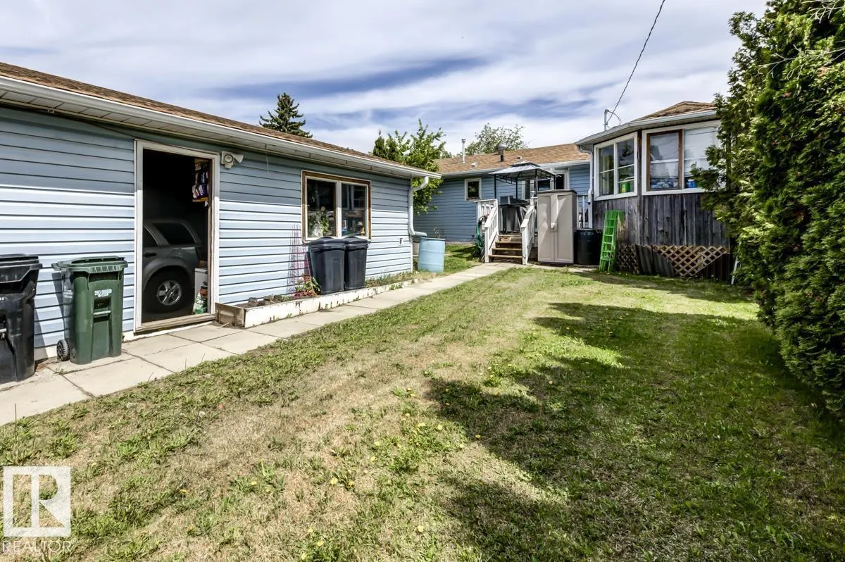 #70 54569 RGE ROAD 215