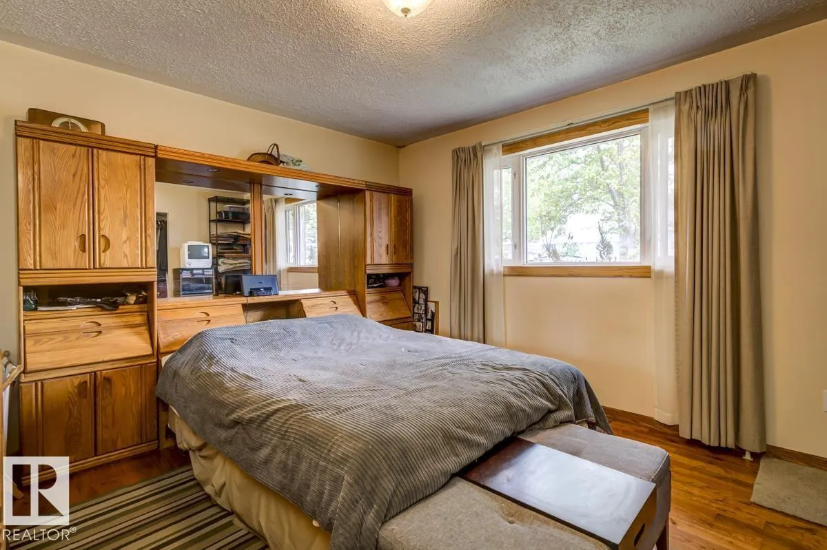 #70 54569 RGE ROAD 215